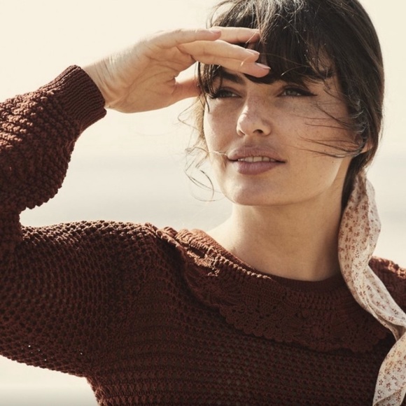 DÔEN Talia Sweater in Chile - Picture 2 of 9